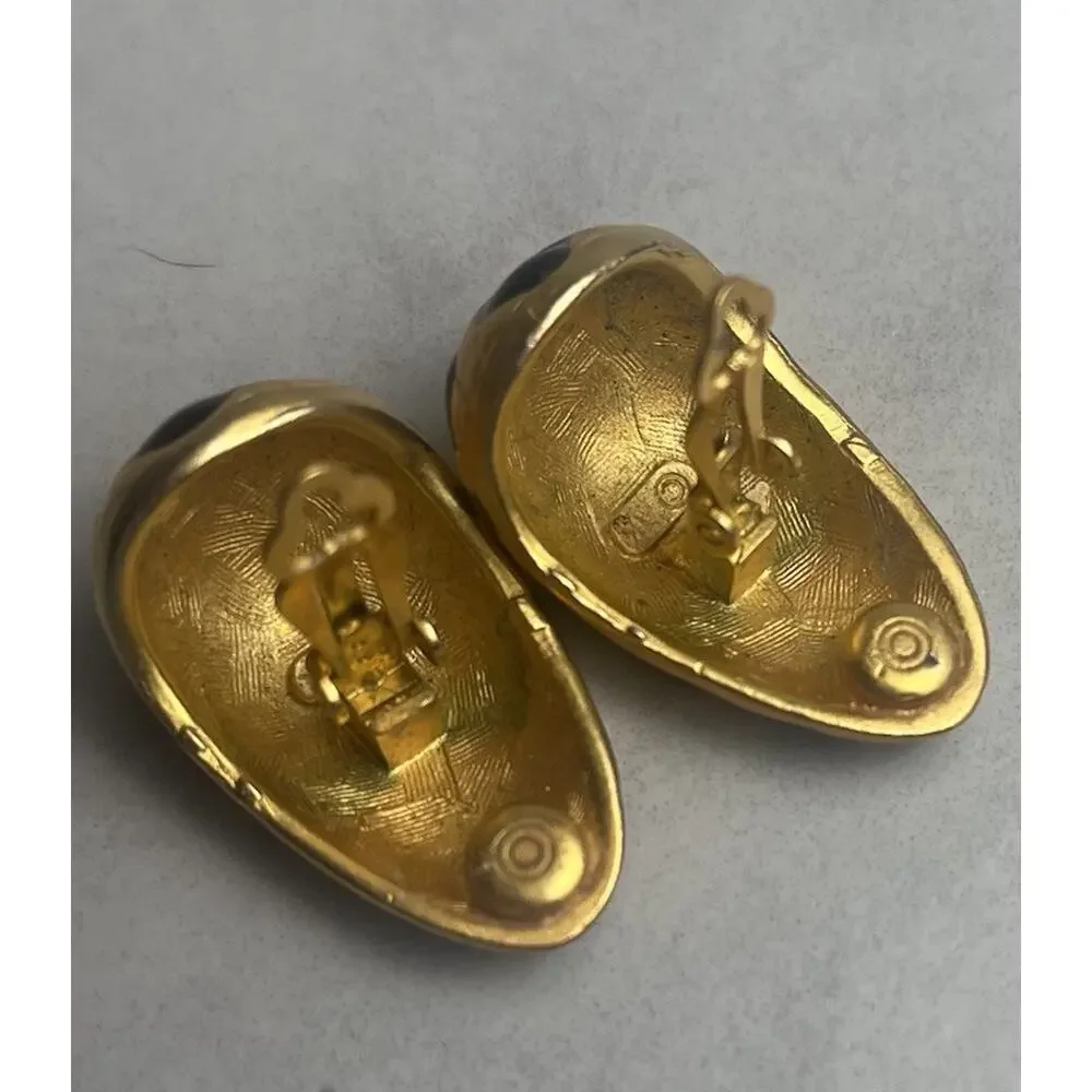 Anne Klein anne klein